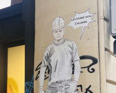 Murales a Torino, l’ “operaio” Mattarella lancia un messaggio di sicurezza
